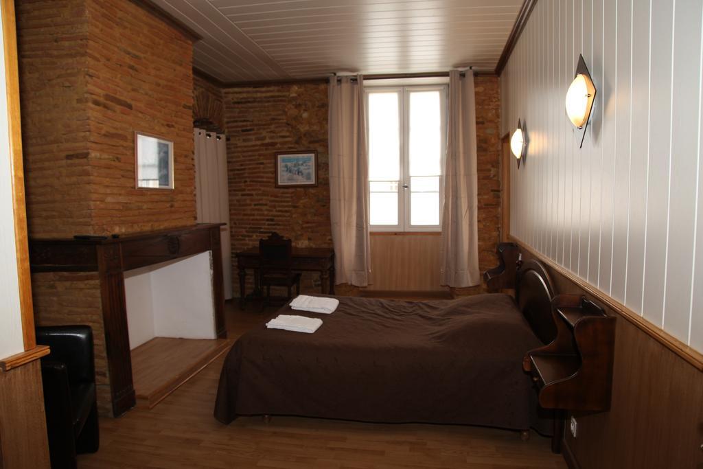 Cafe De France Bed & Breakfast Eauze Cameră foto